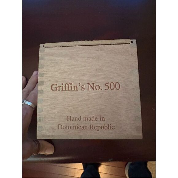 The Griffin's No. 500 Wooden Cigar Box, Empty, Sliding Lid, Great Condition - Picture 6 of 8